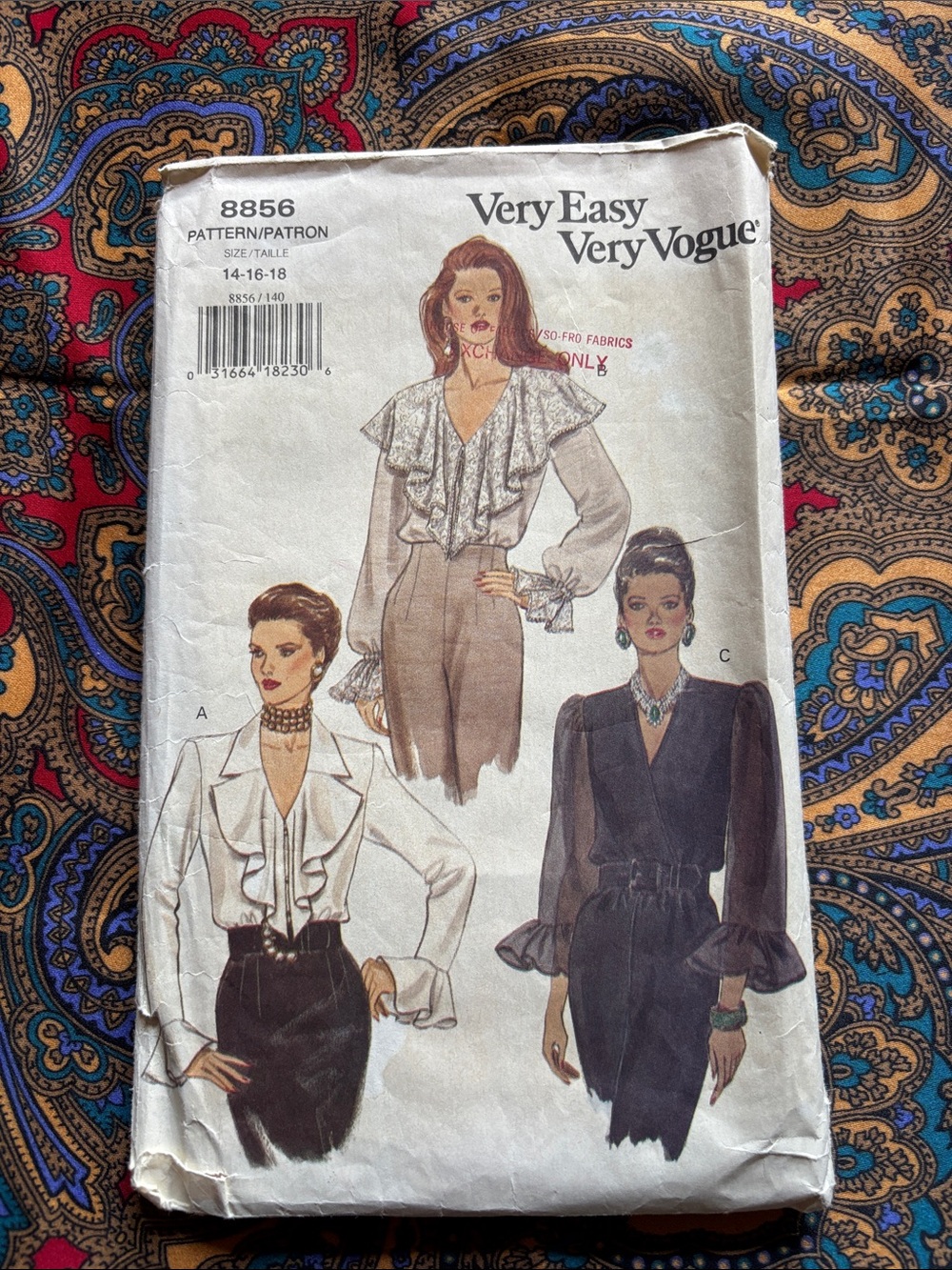 Very easy Vogue sewing pattern 8856